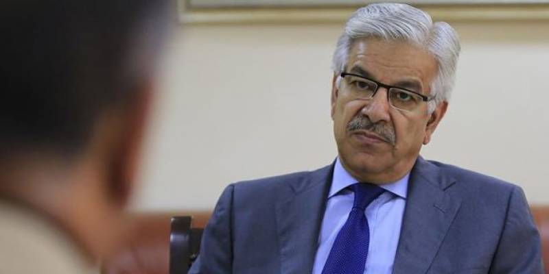 آج بھی آصف زرداری پر تحفظات ہیں، ان پر یقین نہیں ،خواجہ آصف