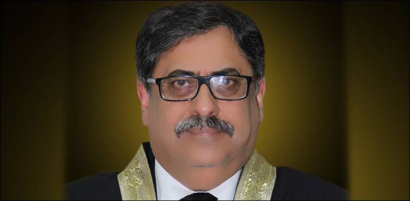 موٹروے پر کرائم ہوگیا تو موٹروے ہی بند کر دیں: جسٹس اطہر من اللہ
