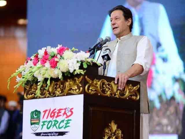 اب مقابلہ کر کے دکھائوں گا، نواز شریف کا حملہ آرمی چیف پر نہیں پاک فوج پر ہے، وزیراعظم