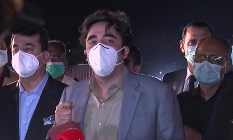جلسوں میں فوج سے متعلق منفی زبان استعمال کرنا ٹھیک نہیں، بلاول
