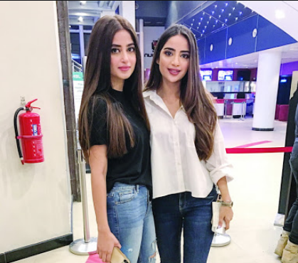 صبور علی نے اپنی بہن اداکارہ سجل علی پر چوری کا ’ الزام‘ عائد کردیا
