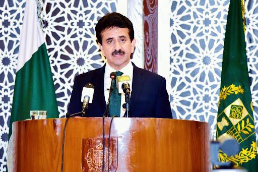 Pakistan warns India 