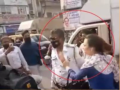 Indian , woman, traffic police, beat