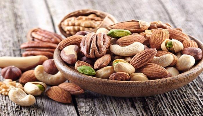 People who eat dried fruits live longer, medical journal