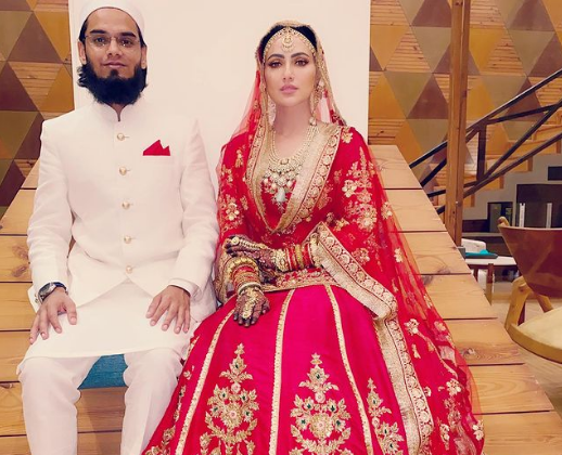 After marrying Mufti Anas, Sana Khan changed her name