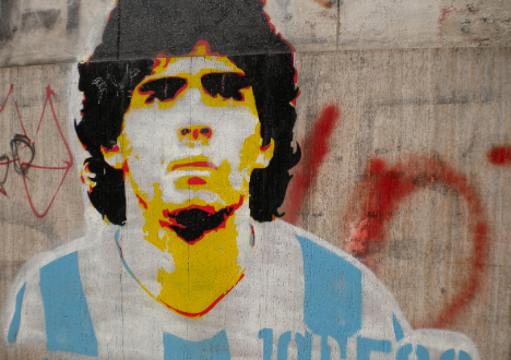 legendary,footballer,Maradona,passed away,heart