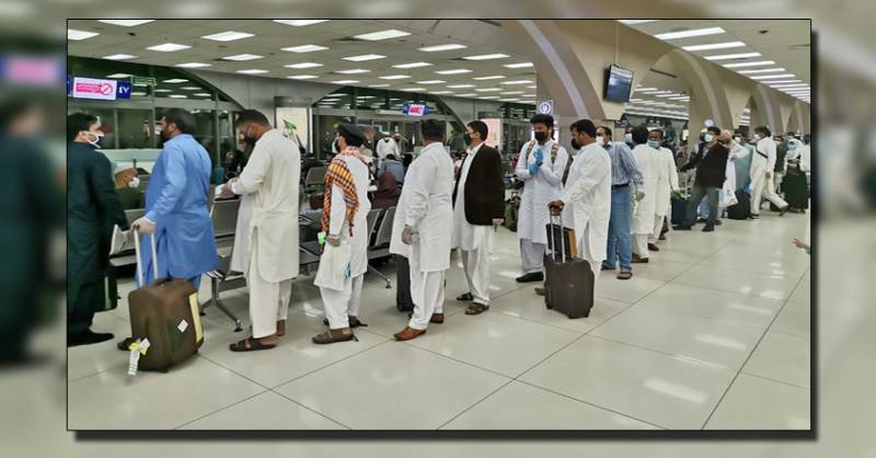 سعودی عر ب سے پندرہ سو پاکستانیوں کو ڈی پورٹ کردیا گیا 