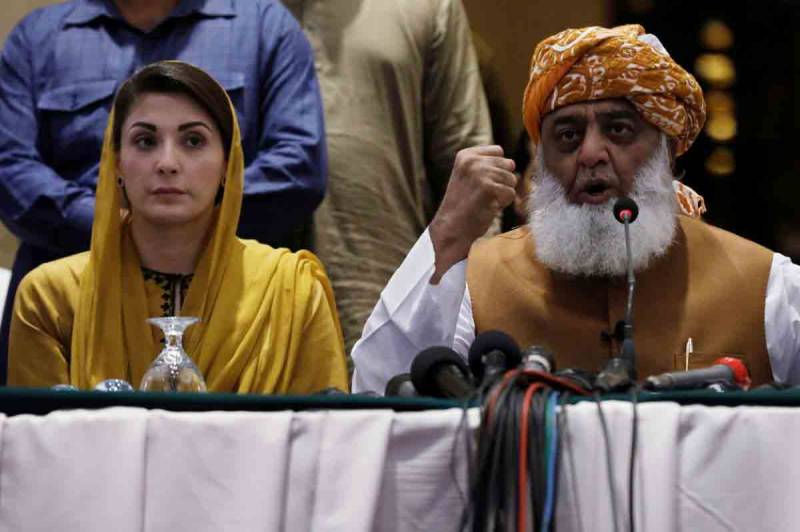 نواز شریف کی پی ڈی ایم کے سربراہ کو استعفے جمع کروانے کی تجویز