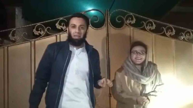 مسلم لیگ (ن) کی رہنما عظمیٰ بخاری کے گھر پولیس کی آمد