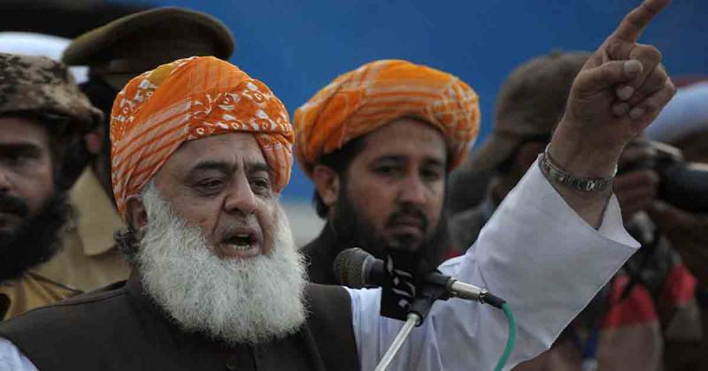 حکومت کو چین نے 14 فیصد سے زائد سود پر قرض دیا ہے، مولانا فضل الرحمان کا دعویٰ