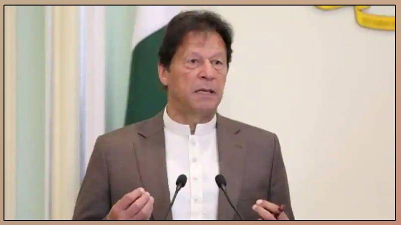 اپوزیشن فوج سے کہہ رہی ہے کہ منتخب حکومت کو گرا دے، وزیراعظم
