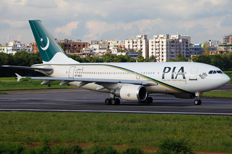 پی آئی اے کی برطانیہ سے پاکستان کے لیے پرواز میں صرف ایک مسافر