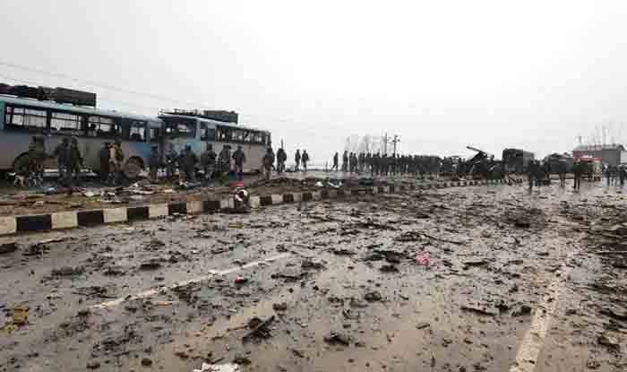 پلوامہ میں بھارت نے اپنے فوجی خود مروائے،الزام پاکستان پر لگایا، سچ سامنے آ گیا
