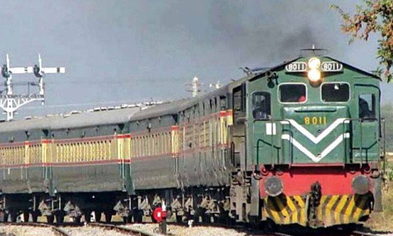 ریلوے کا آن لائن بکنگ سسٹم بحال ہونے میں مزید وقت درکار 