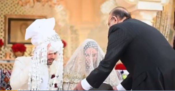 بختاور بھٹو نے وہی آئینہ استعمال کیا جو ان کے والدین نے اپنی شادی پر کیا تھا 