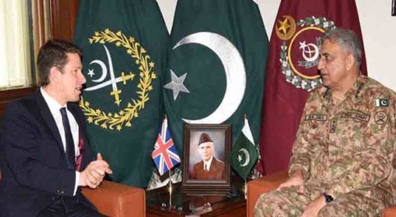  آرمی چیف سے برطانوی ہائی کمشنر کی ملاقات، دو طرفہ امور پر تبادلہ خیال