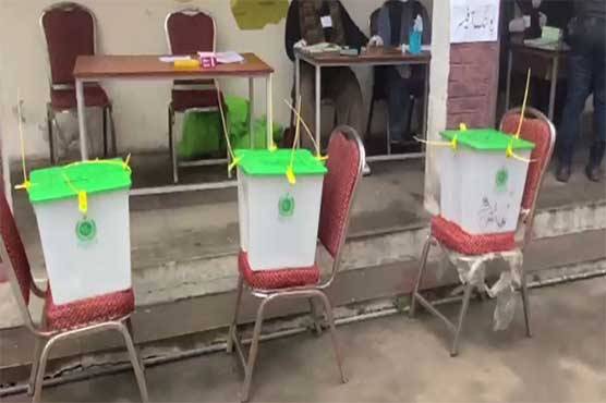 الیکشن کمیشن آف پاکستان این اے75 کے انتخابی نتائج جاری کرنے کے متعلق فیصلہ کرے گا