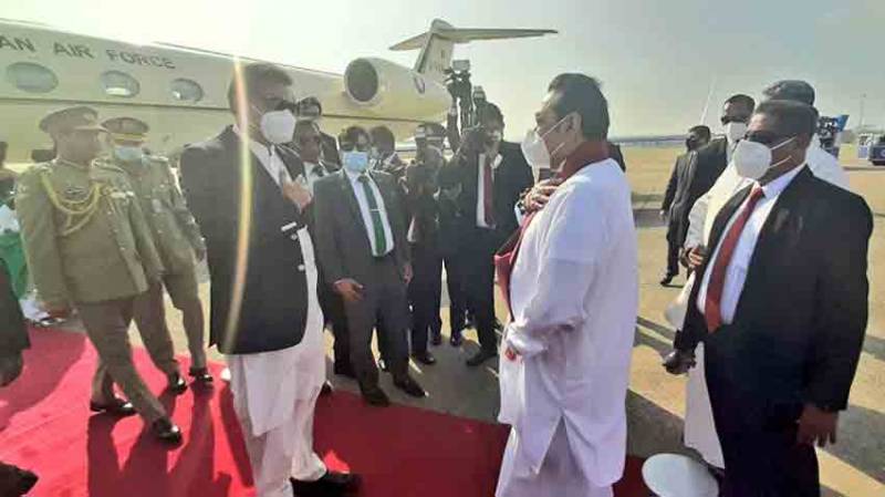  وزیراعظم سری لنکا پہنچ گئے، ائیرپورٹ پر شاندار استقبال