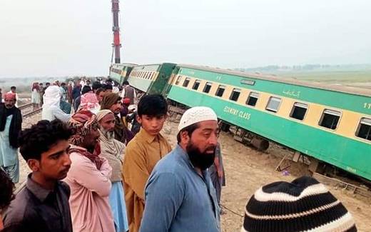 کراچی ایکسپریس ٹرین حادثے کی ابتدائی رپورٹ تیار