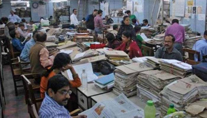 govt-employees-get-25-increase