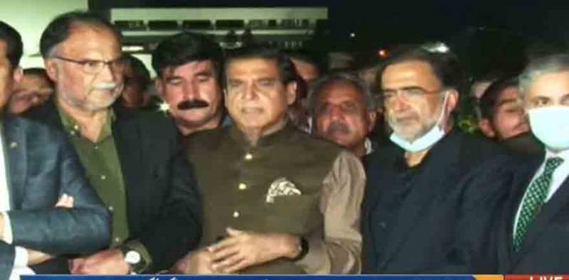 گیلانی کی شکست، اپوزیشن کا الیکشن ٹریبونل میں جانے کا اعلان