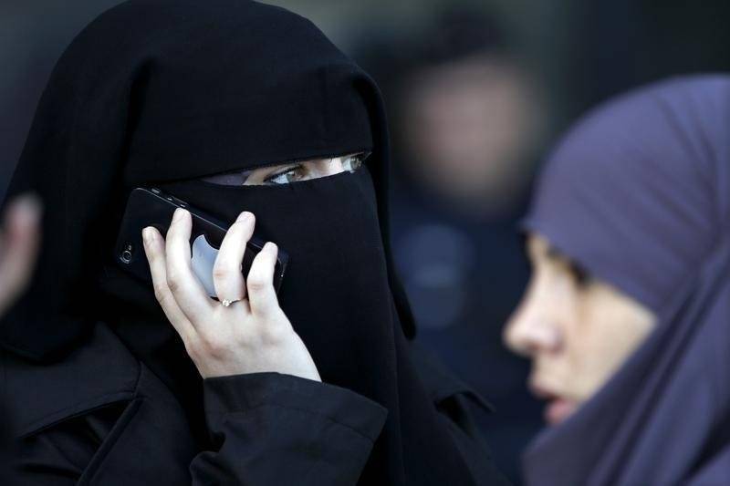سوئٹزر لینڈ میں برقع پر پابندی،مسلمانوں کا عدالت جانے کا اعلان