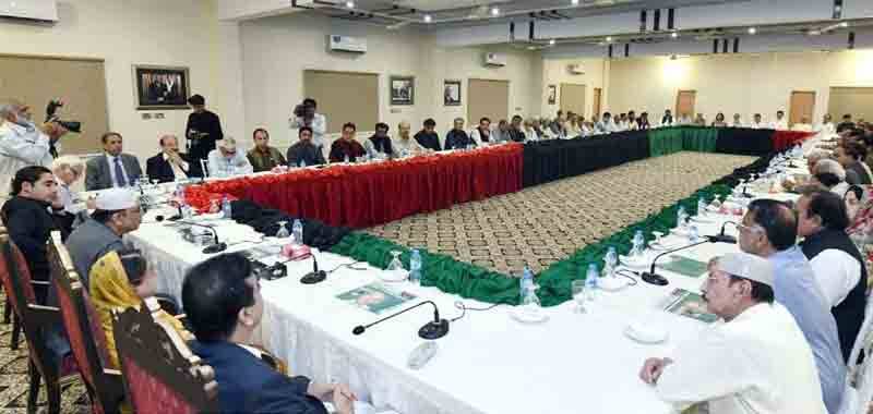 استعفوں کے معاملے پر پیپلز پارٹی کا سینٹرل ایگزیکٹو کمیٹی کا اجلاس بلانے کا فیصلہ