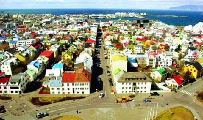 آئس لینڈ میں ایک ماہ میں 40 ہزار زلزلے کے جھٹکے 