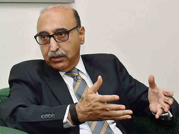 براڈ شیٹ اسکینڈل میں 15 لاکھ ڈالر کی غلط ادائیگی کے ذمہ دار عبدالباسط ہیں، رپورٹ