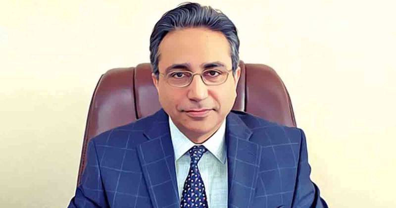 وزیراعظم عمران خان کی ہدایت پر ندیم بابر نے عہدہ چھوڑ دیا