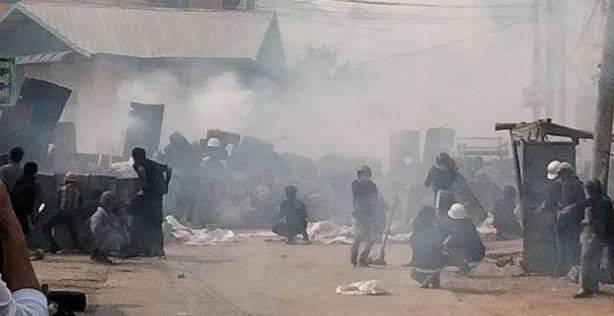 میانمار میں فوجی بغاوت کے خلاف مظاہرے کرنے والے 50 سے زائد افرادہلاک 