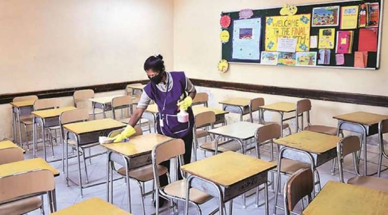 سندھ بھر میں سکول 2 ہفتے کے لیے بند کردیے گئے 