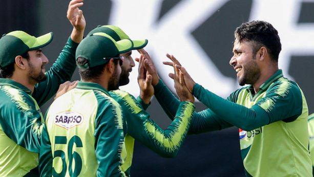 چوتھا ٹی 20، جنوبی افریقہ نے پاکستان کو جیت کے لئے 145 رنز کا ہدف دے دیا 
