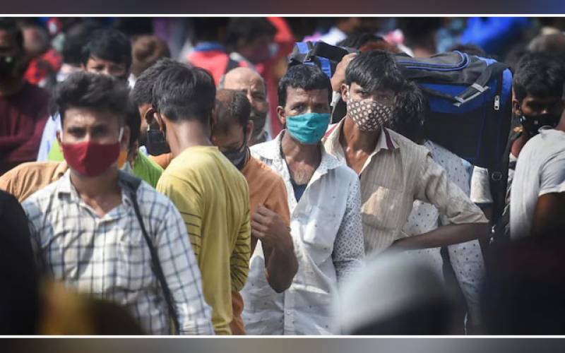 بھارت میں عالمی وبا کے تین لاکھ 32 ہزار سے زیادہ نئے کیس رپورٹ