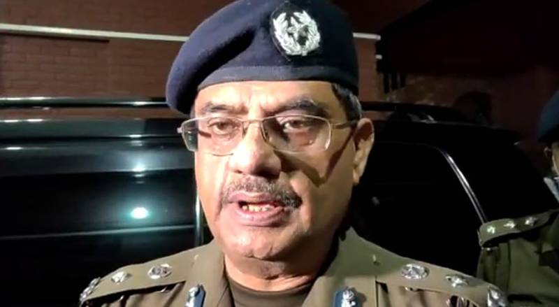 سیاسی پارٹی بنانے پر سابق سی سی پی او لاہور عمر شیخ عہدے سے فارغ