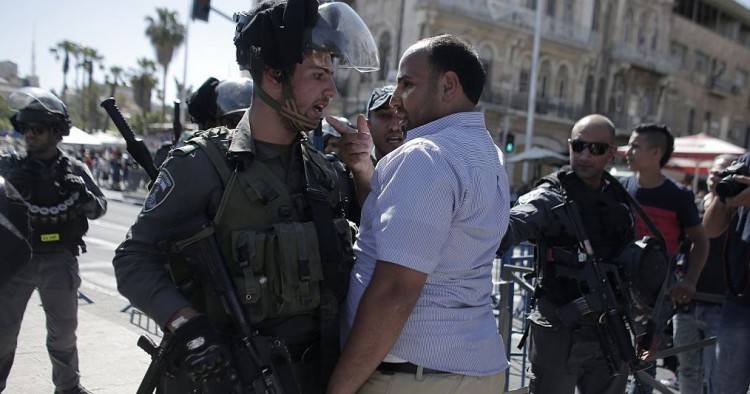 صیہونی فوجیوں کا ایک بار پھر فلسطینیوں پر حملہ 