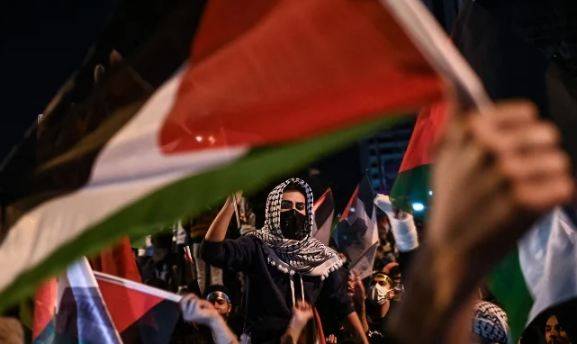 فلسطین پر اسرائیلیوں کے حملے پر دنیا بھر میں احتجاجی مظاہرے 