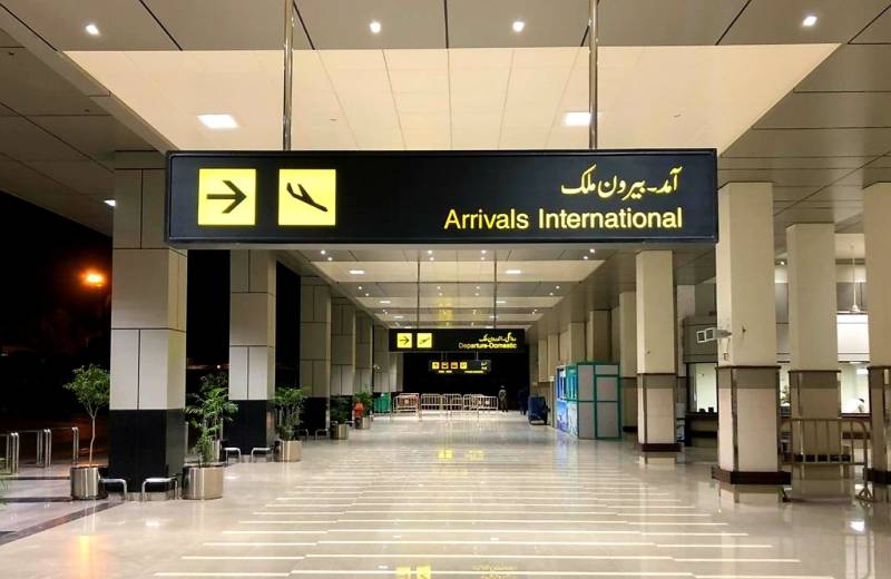 دبئی اور ابوظہبی سے آنے والے 50 مسافروں میں کورونا وائرس کی تصدیق