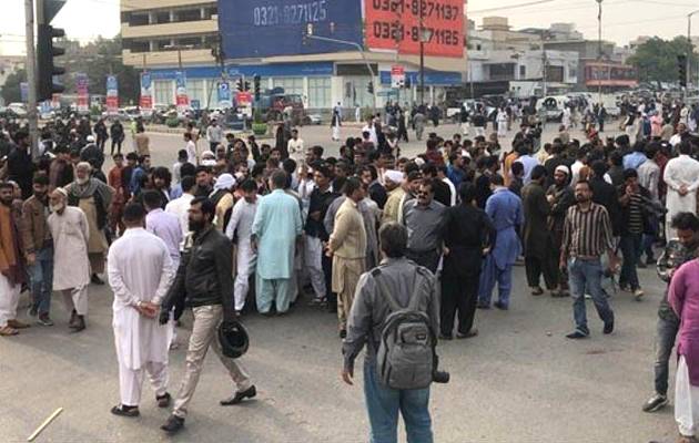 لاک ڈاؤن سے تنگ کراچی کے تاجروں نے احتجاج کا اعلان کر دیا