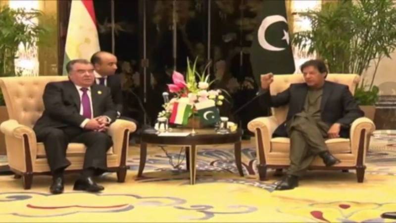 پاکستان اور تاجکستان میں تجارت کیلئے اہم ہے افغانستان میں امن قائم ہو: عمران خان