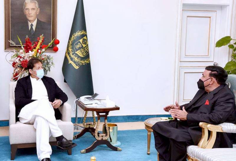 وزیراعظم سے شیخ رشید کی ملاقات، کراچی کے حوالے سے رپورٹ پیش