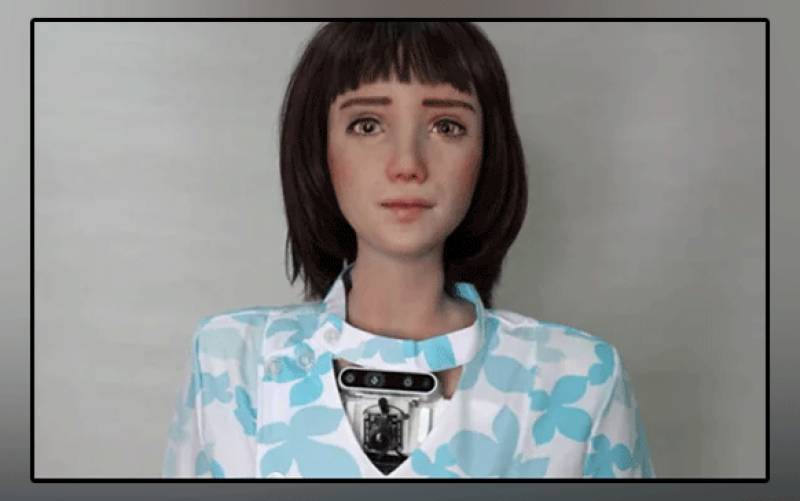 ہانگ کانگ کی کمپنی نے تنہائی کا شکار افراد کیلئے روبوٹ تیار کر لیا