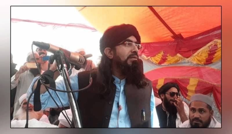 لکی مروت: ملالہ یوسفزئی پر خود کش حملے کی دھمکی دینے والا مقامی مفتی گرفتار  