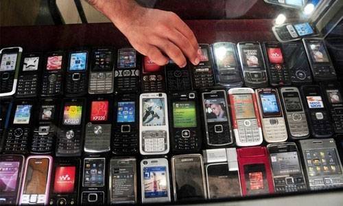 موبائل فون سستا، کال اور انٹر نیٹ مہنگا