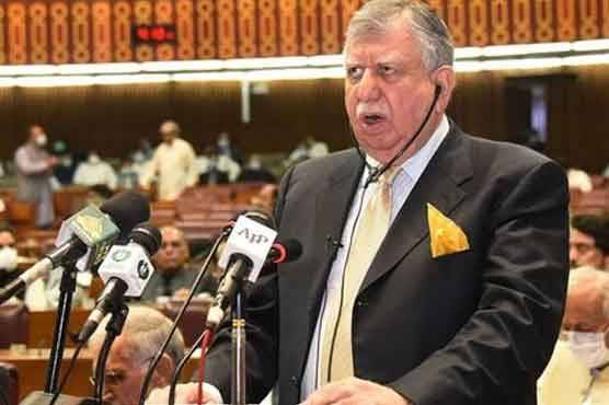 مالی سال 22-2021 کا 8 ہزار 487 ارب روپے کا بجٹ قومی اسمبلی میں پیش، اپوزیشن کا ہنگامہ