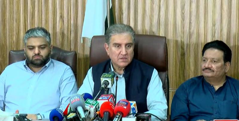 حکومت نے دباؤ کے باوجود بجلی اور پیٹرول کی قیمتوں میں اضافہ نہیں کیا، وزیر خارجہ