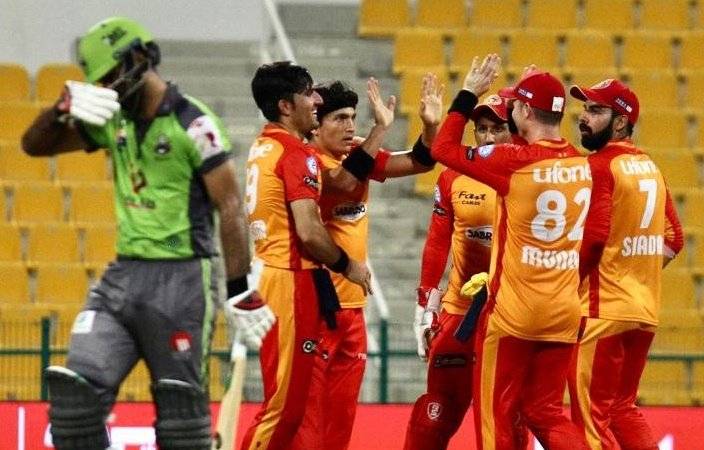 اسلام آباد یونائیٹڈ کی لاہو رقلندرز کے خلاف حیران کن فتح