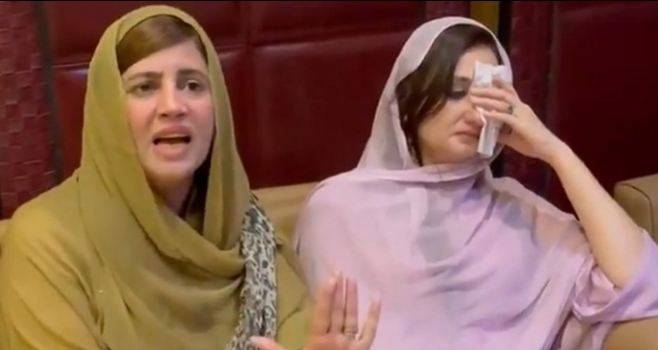 قومی اسمبلی کے اجلاس میں ہنگامہ آرائی، پی ٹی آئی کی خاتون رہنما زخمی 