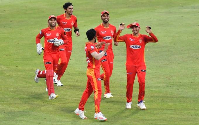  اسلام آباد یونائیٹڈ نے سنسنی خیز مقابلے کے بعد پشاور زلمی کو 15 رنز سے شکست دیدی