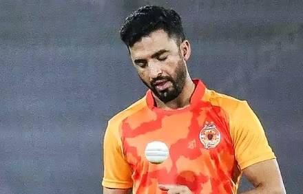 ظفر گوہر پی ایس ایل کے ’بدترین‘ باؤلر بن گئے